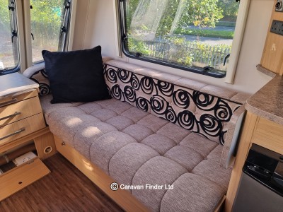 Elddis Avante 462 2011 (Trade) image 4