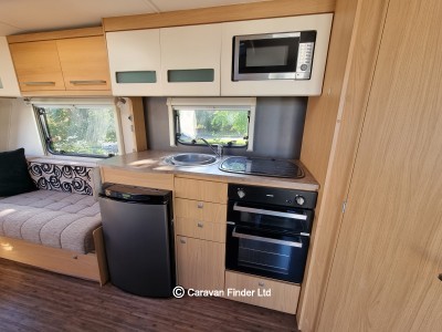 Elddis Avante 462 2011 (Trade) image 6