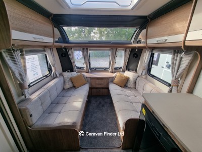 Used Coachman VIP 545 2018 touring caravan Image