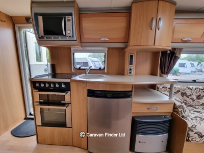 Swift Conqueror 530 2010 (Trade) image 8