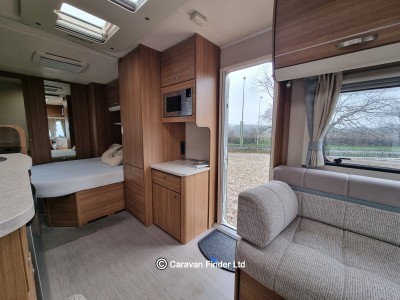 Compass Corona 554 2016 (Trade) image 4