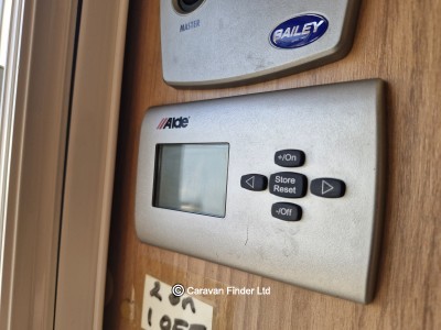 Bailey Unicorn Madrid 2011 (Trade) image 10