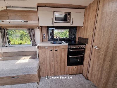 Swift Challenger X 835 2021 (Trade) image 5