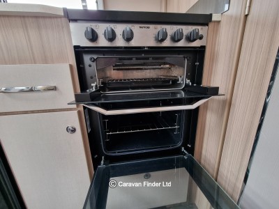 Coachman Pastiche 545 2019 (Trade) image 8