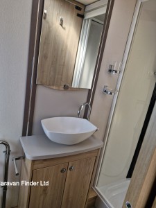 Elddis Crusader Storm 2017 (Trade) image 11