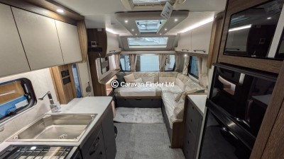 Buccaneer Skyliner Bermuda 2026 (Trade) image 9