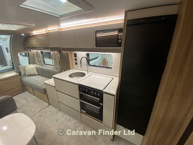 Bailey Unicorn Madrid Deluxe 2025 (Trade) image 4