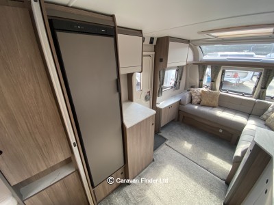 Coachman Acadia 675 Xtra 2025 (Trade) image 7