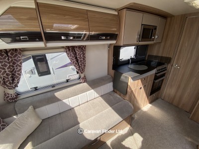 Swift Conqueror 650 2018 (Trade) image 8