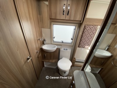 Swift Conqueror 650 2018 (Trade) image 9