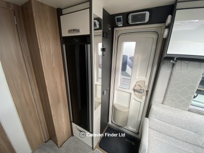 Swift Conqueror 560 2022 (Trade) image 6