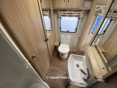 Coachman Pastiche 545 2017 (Trade) image 9