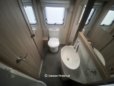 Coachman Acadia 545 Platinum Edition 2022 (Trade) image 8