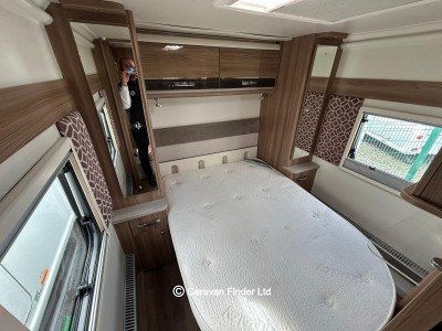 Swift Conqueror 560 2017 (Trade) image 13
