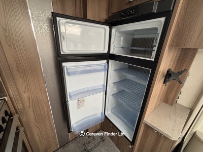 Bessacarr By Design 650 2018 (Trade) image 8