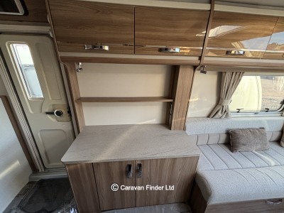 Swift Fairway Platinum 480 2019 (Trade) image 7