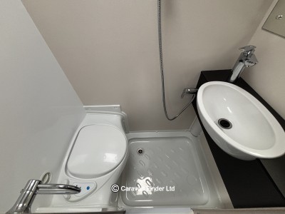 Swift Basecamp Plus 2020 (Trade) image 9