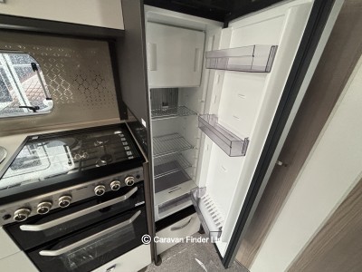 Swift Conqueror 480 2023 (Trade) image 7