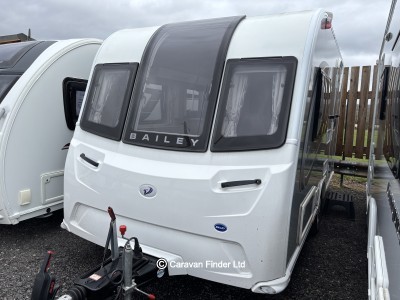 Used Bailey Phoenix Plus 420 2022 touring caravan Image