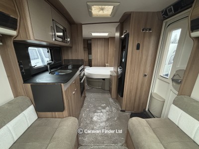 Swift Conqueror 580 2018 (Trade) image 4