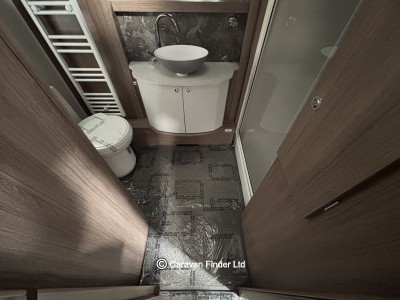 Coachman VIP 460 2025 (Trade) image 9