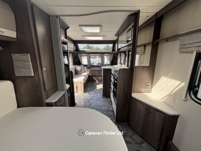 Coachman Laser Xtra 575 Sussex Kingsham 2022 (Trade) image 9