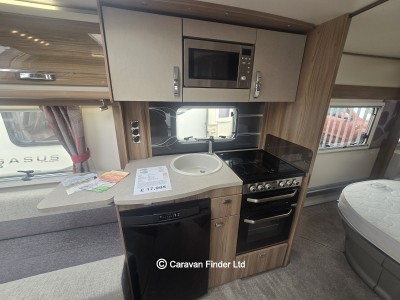 Swift Challenger 580 2017 (Trade) image 7