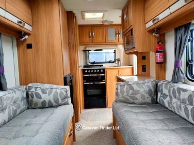 Used Lunar Cosmos 352 2014 touring caravan Image