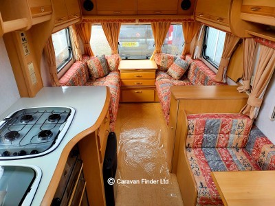 Used Bailey Pageant Champagne 2002 touring caravan Image