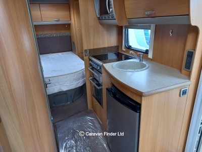 Swift Challenger 580 2010 (Trade) image 5