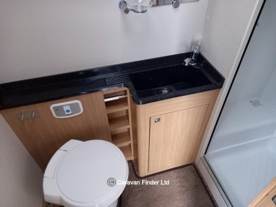 Elddis Crusader Super Storm 2012 (Trade) image 8