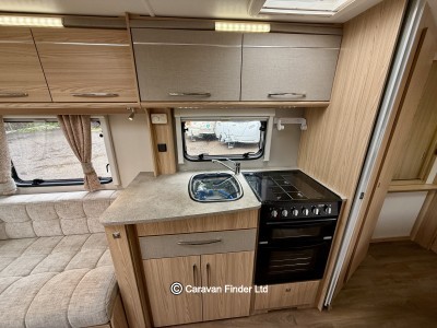 Coachman Vision 560 2015 (Trade) image 9