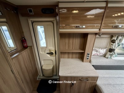 Swift Challenger 480 AL 2016 (Trade) image 8