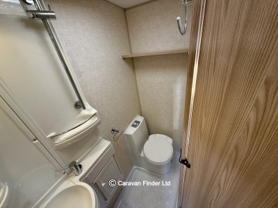 Coachman Vision 380 2014 (Trade) image 12