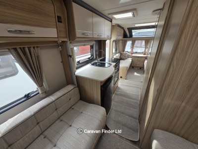 Coachman Vision 570 2017 (Trade) image 10