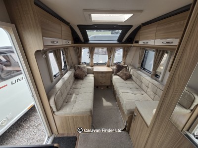 Coachman Vision 570 2017 (Trade) image 6