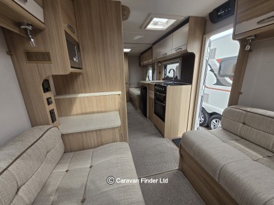 Coachman Vision 570 2017 (Trade) image 8