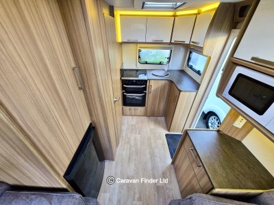 Lunar Stellar 2017 (Trade) image 11