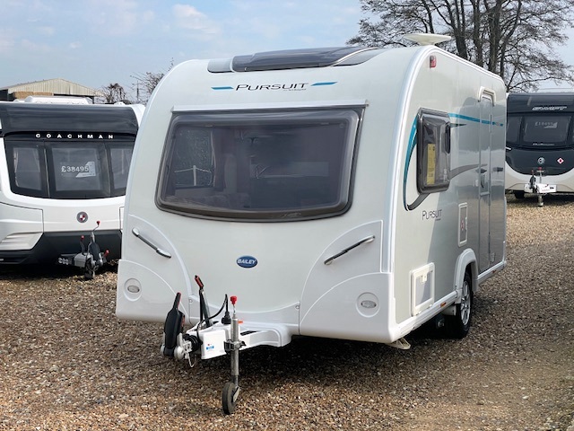 Bailey Pursuit 400 2014