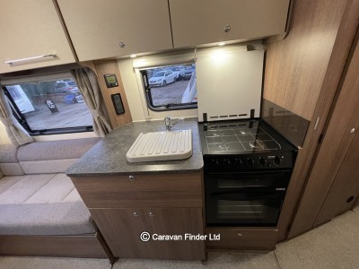 Bailey Phoenix 440 2019 (Trade) image 8