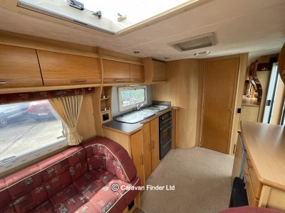 Elddis Crusader Hurricane 2004 (Trade) image 9