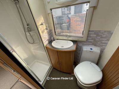 Compass Omega 550 2009 (Trade) image 4