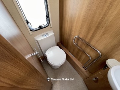 Swift Conqueror 565 2013 (Trade) image 11