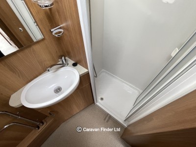 Swift Conqueror 565 2013 (Trade) image 12