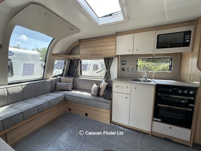 New Bailey Pegasus Grande Bologna GT75 2025 touring caravan Image