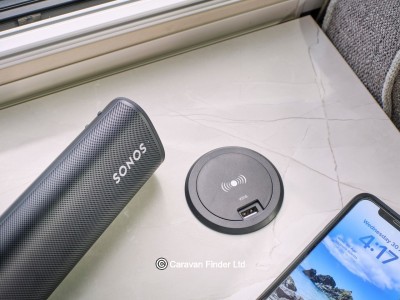 Bailey Phoenix Black Edition 640 2026 (Trade) image 6