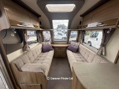 Used Bailey Unicorn Barcelona 2017 touring caravan Image