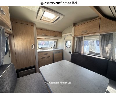 Tab Metropolis 320 2023 (Trade) image 8