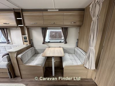 Coachman Festival 520 2016 (Trade) image 4
