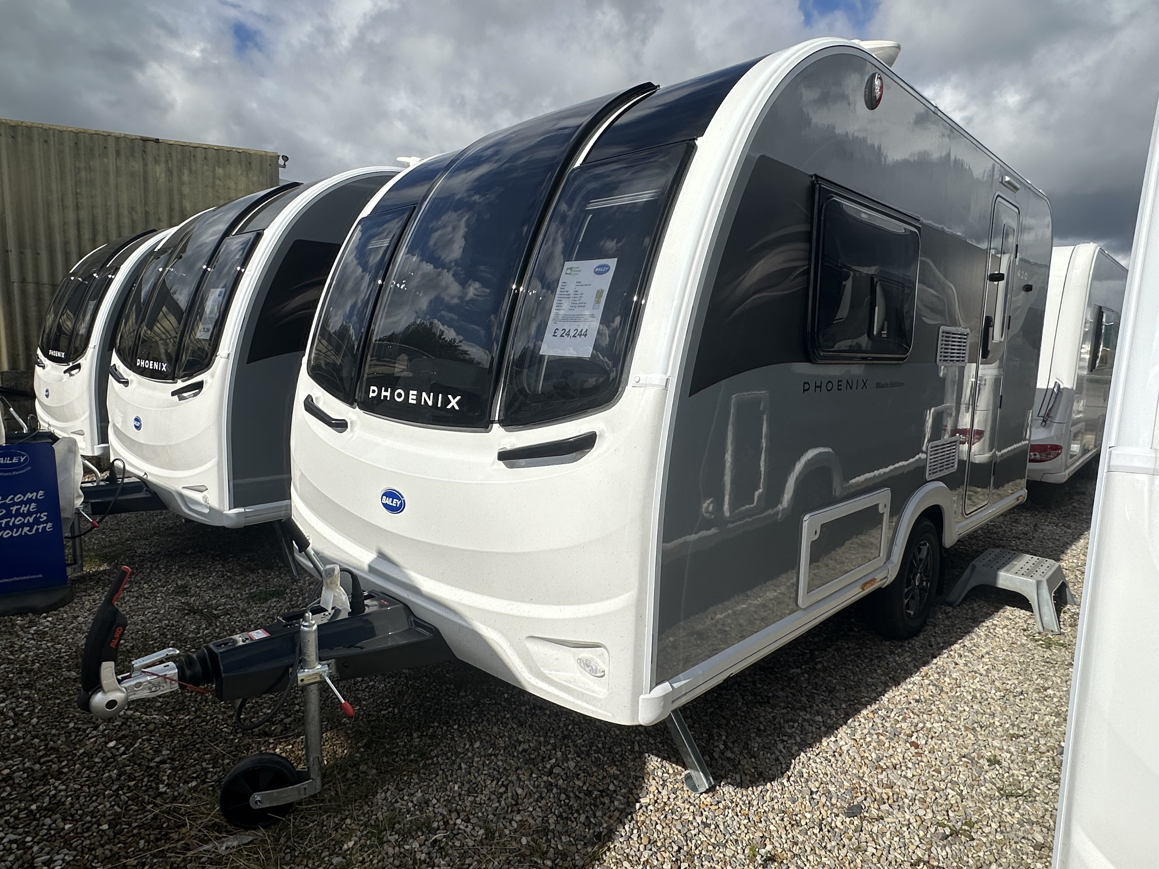 Bailey Phoenix Black Edition 420 2026